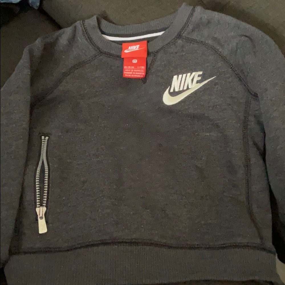 Nike sweatshirt